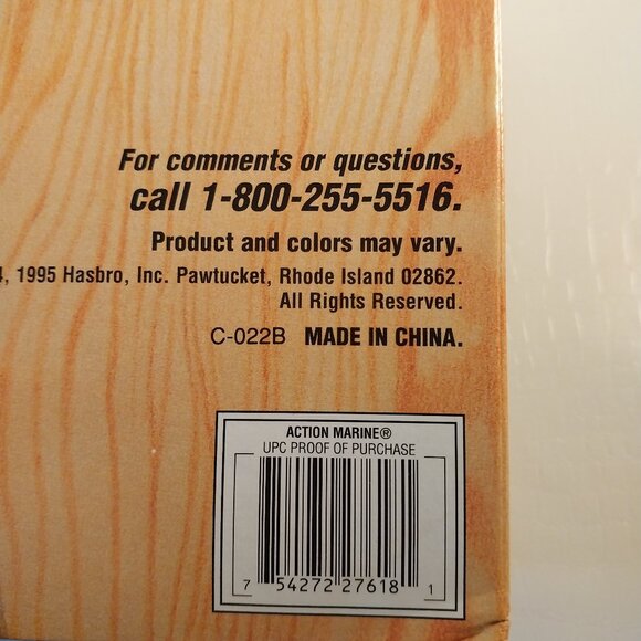 GI Joe Action Marine by Hasbro Limited Edition WWII Commenorative Figure - Picture 4 of 4